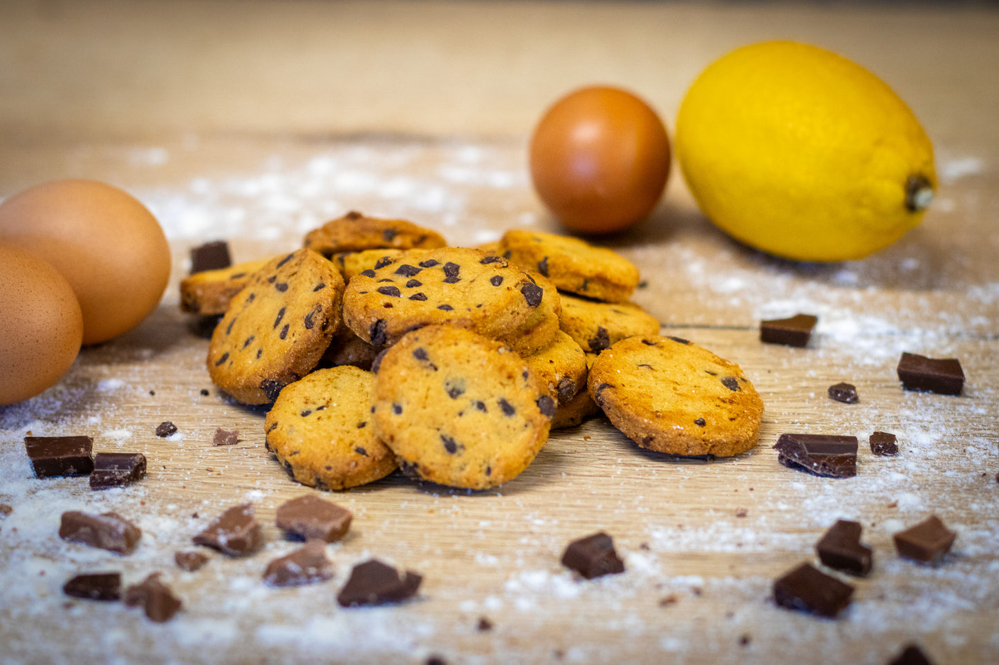 Biscotti alla farina bona e cioccolato nero