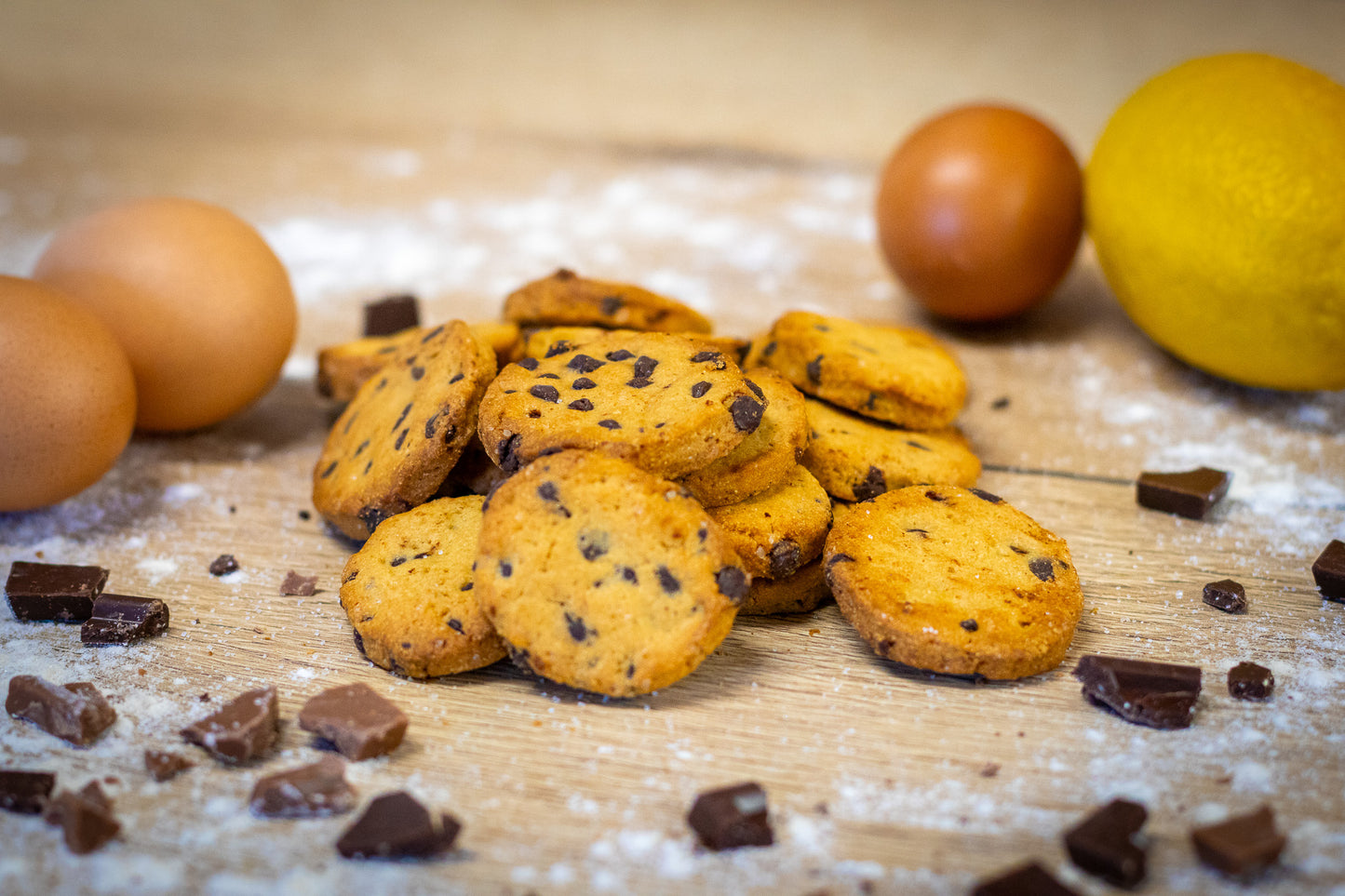 Biscotti alla farina bona e cioccolato nero