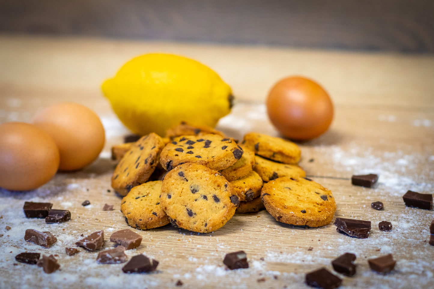 Biscotti alla farina bona e cioccolato nero